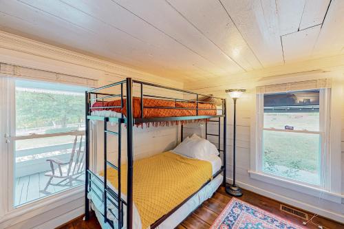 The Farmhouse at Overlook Farm in Landrum, USA