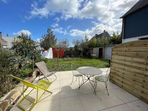 Studio au calme avec jardin et stationnement - Location saisonnière - Vannes