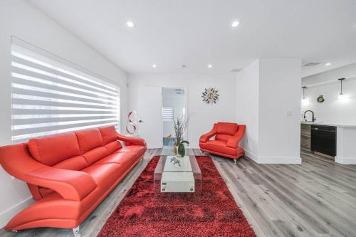 3 2 Family friendly Brand New Home w Pool in Miami, USA