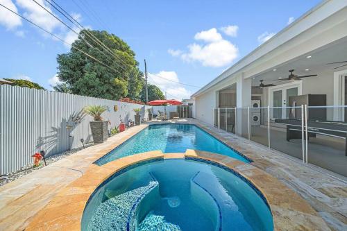3 2 Family friendly Brand New Home w Pool in Miami, USA