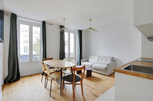 Pick A Flat's Apartement in Nation - rue d'Avron - Location saisonnière - Paris