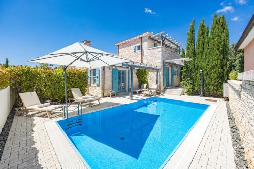 Stone Villa Zorritta with a pool and a beautiful garden - Accommodation - Ližnjan