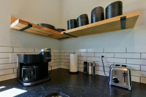 Table Rock Lakefront on 2 Acres with firepit Table Rock Lakefront on 2 Acres with firepit