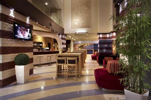 Flamingo Grand Hotel & Spa - image 7