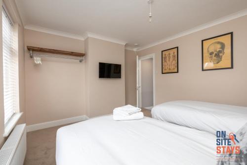 OnSiteStays - Stylish 4 BR House with Beautiful Outdoor Space, Wi-Fi & Smart TVs, Dartford (fotografie 4)