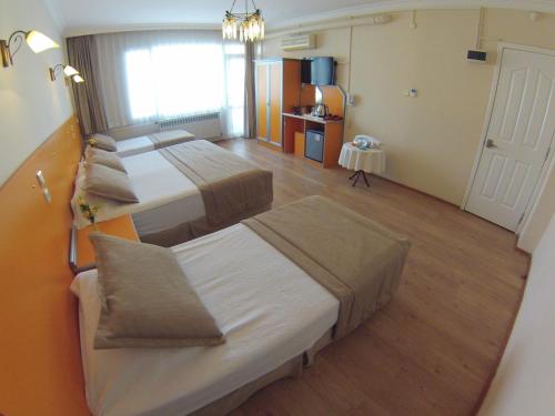 โรงแรมไอย์วาซาลี (Ayvazali Hotel) in เบอร์กามา