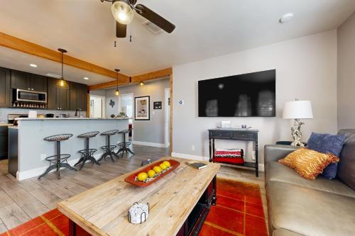 Meadow Creek Cottage in Wimberley, USA