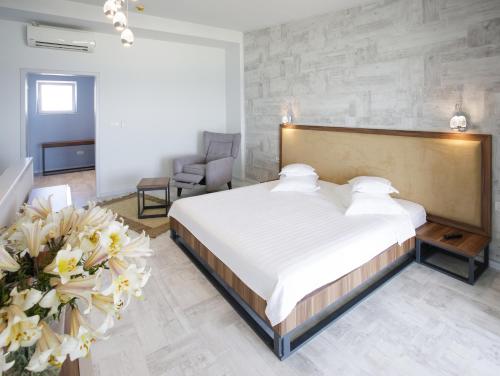Duplex Suite with Balcony and Sea View