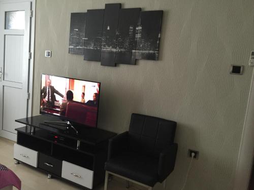 Serapion Hotel