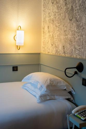 Hôtel De Fleurie - image 5