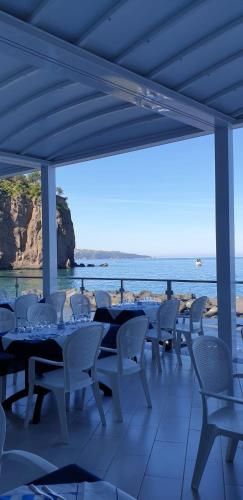 Ресторан, Hotel Giosue' a mare Sorrento in Мета
