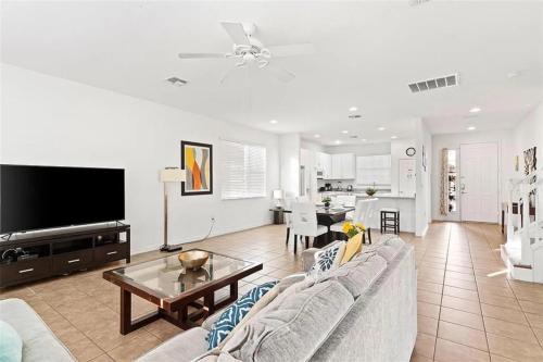 Luxurious Villa - Near Disney - Golf Course thumb 4