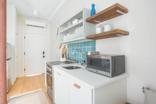 Annabelle 3A - Historic Downtown, Fully Equipped