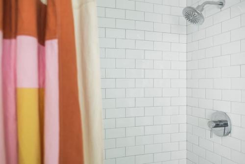 Annabelle 4A - Top Floor Loft Downtown With Patio