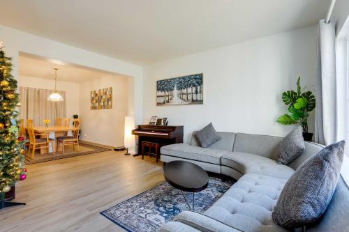 Spacious Hideaway 15 Mi to Downtown Denver! - image 10