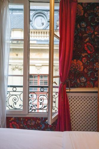 Classic Double Room room in Hotel de Fleurie - Saint Germain des Pres