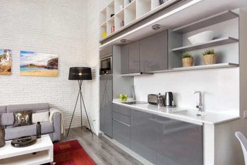 Eixample Building Apartments by Mercedes Heritage Room Type - Three-Bedroom Apartment with Terrace Eixample Building Apartments by Mercedes Heritage Room Type - Three-Bedroom Apartment with Terrace