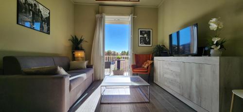  Sunshine House in Alessandria