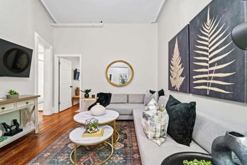 Spacious 3-Bed Brownstone near Columbia Uni, Nowy Jork (zdjęcie 3)