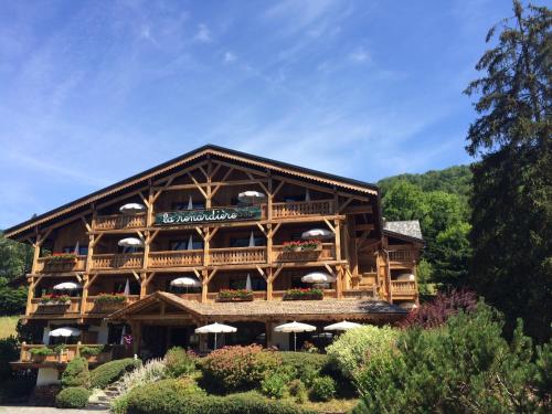 Residence Hôtelière La Renardiere - Hôtel - Samoëns