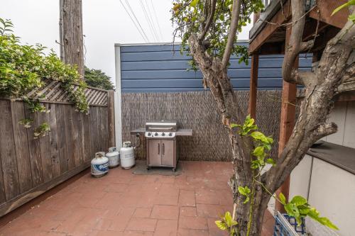 Spacious 5 BR Home with 3 Bath, 5 mins from SFO