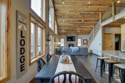 Modern Lakeside Chalet on Crow Wing Chain w/ Dock! in Nevis