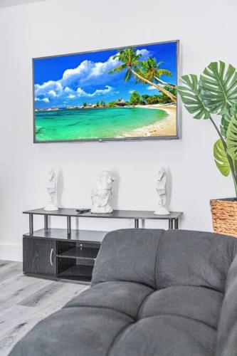 Homey Studio near the Airport and Water Park in Miami, USA