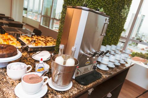 Floresta Hotel - Expo Center Norte - Distrito Anhembi in ヴィーラ ギリェルメ