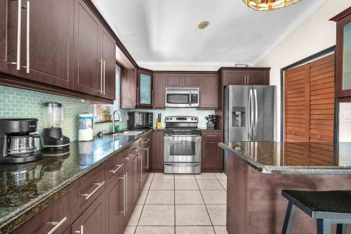 Alexas Oasis - 3 2 - Pool & Very Spacious in Miami, USA
