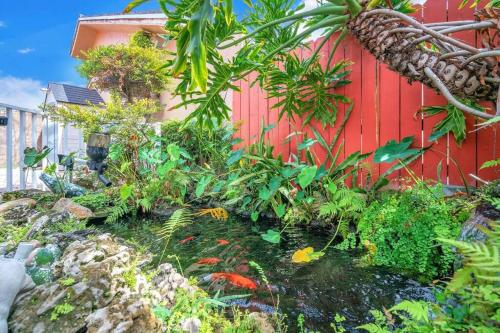 Alexas Oasis - 3 2 - Pool & Very Spacious in Miami, USA