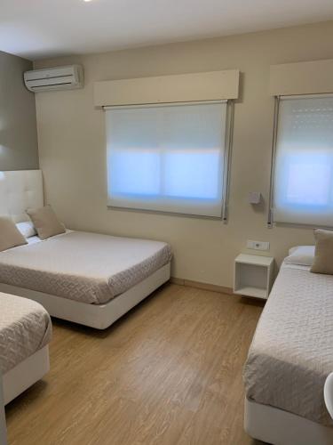 Hostal el Rocio - image 12