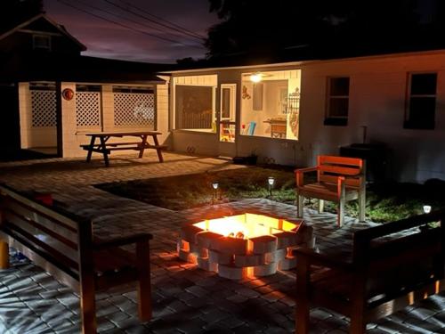 7th Avenue Bungalow in Mount Dora, USA