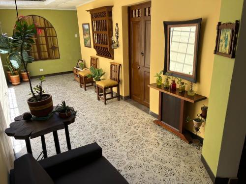 Casa Grande Hostal, Medellín (photo 8)