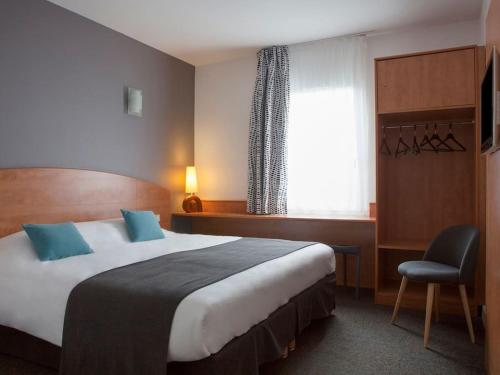2 twin beds