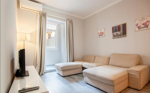 P2PAR1002 - Super Bright & New Apartment in the city center, Barcelona