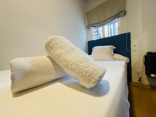 Standard Single Room image 4