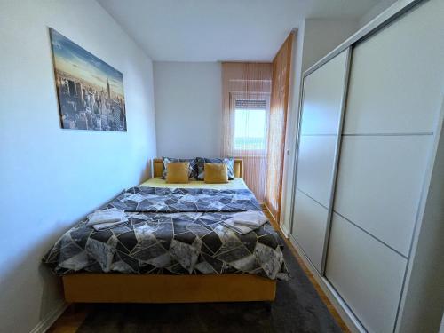 Pleasure Lux1 Apartment - image 6