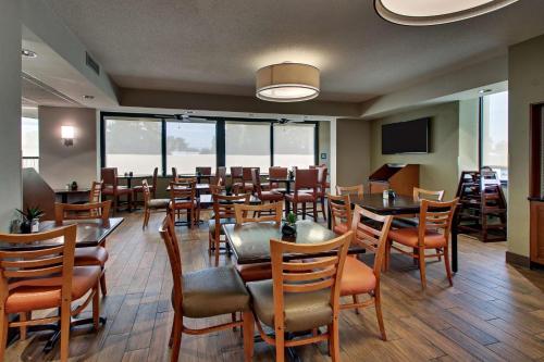 Drury Inn & Suites Evansville East