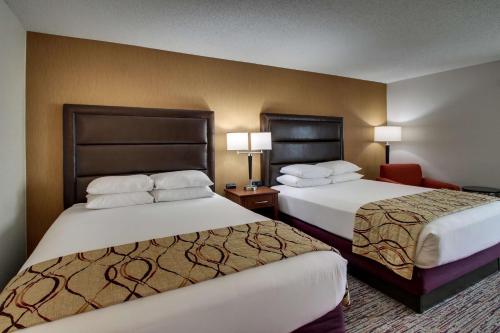 Drury Inn & Suites Evansville East