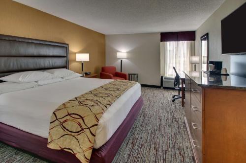 1 queen bed