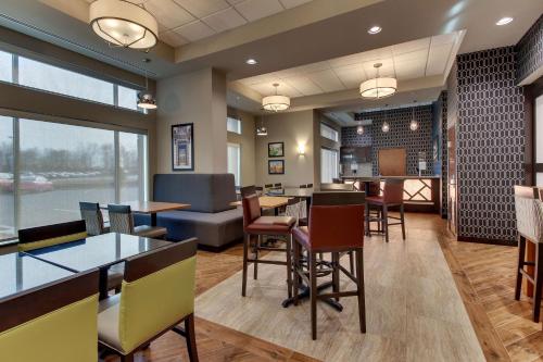 Drury Inn & Suites Columbus Polaris