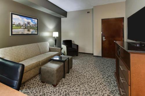 Drury Inn & Suites Columbus Polaris