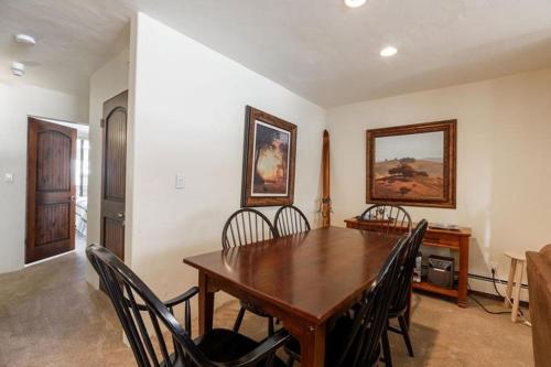 Condos with Ski Locker and Vail Mountain Views, Vail (Foto 4)