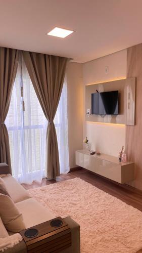 Elegante Apartamento, com ótima localização, na principal avenida de entrada em Bagé