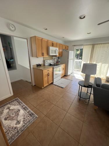 Kailani Loft, Kailua Coconut Grove 1-bedroom in 凱盧阿