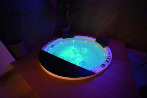 Suite Cavour Exclusive House Private Luxury SPA 4