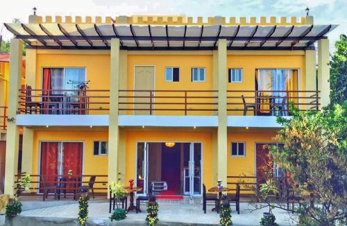 room detail thumbnail 2