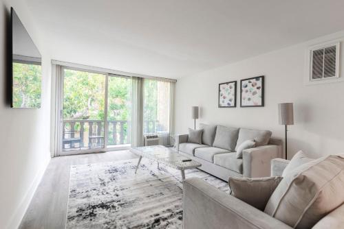New Luxury Apartment WeHo Boys Town med in Los Angeles, USA