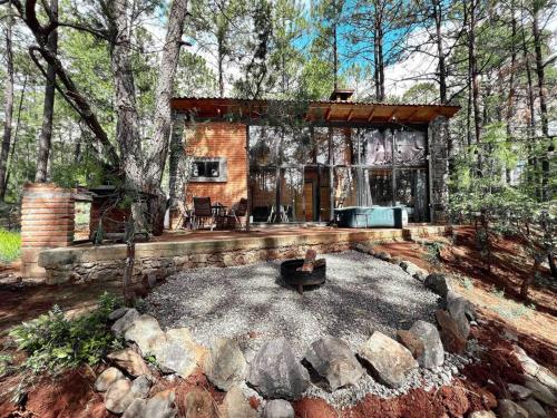 Cozy cabin con jacuzzi Huasca Retreats