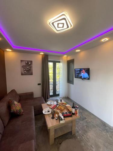 Designed Apartment with French Balcony SELF CHECK IN, Ereván (foto 5)